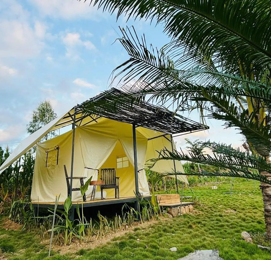 Alojamento de Turismo Selvagem Hob Mountain Farm & Homestay Nha Trang