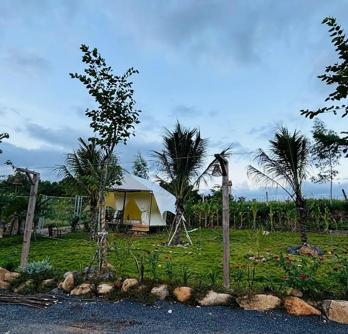 Hob Mountain Farm & Homestay Nha Trang 0*,